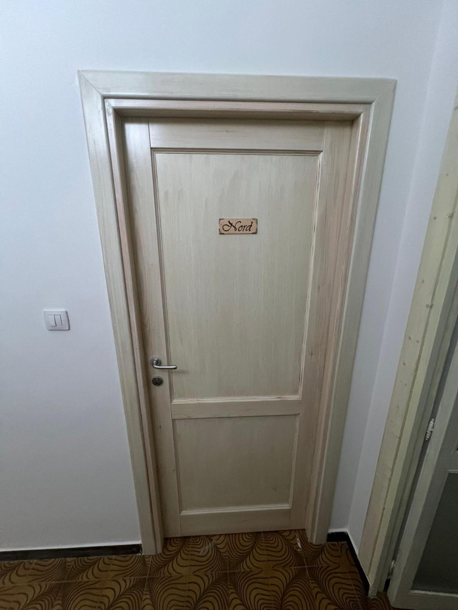 B&B Via Dei Mille 卡斯特尔萨多 外观 照片